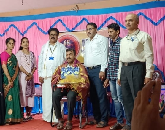 Felicitation to our Mentor and Guru  Shri NAVEEN Kodman , Chief Life Insurance Advisor  ( CLIA ) during GURUVANDANA ceremony on occasion of LIC WEEK celebration at BANTWALA LIC BRANCH on 09/09/2024